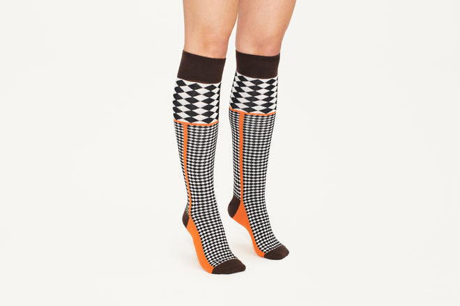 MEGAN - Cotton Blend Diamond Motif Knee Socks in Brown & Orange